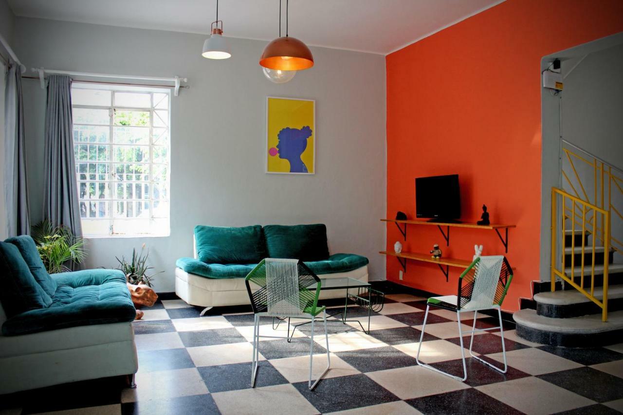 Americana Albergue *
